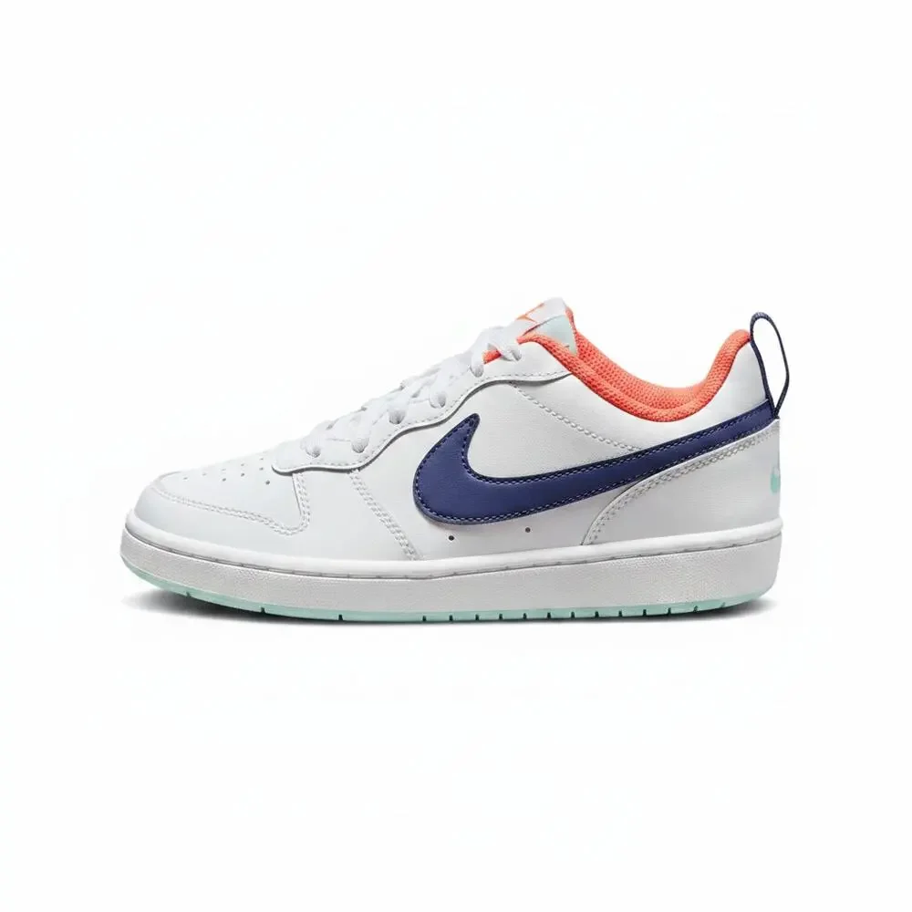 Nike kid court